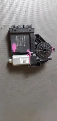 Volvo V90 Cross Country Front door window regulator motor 31674757 8888777262 966269103