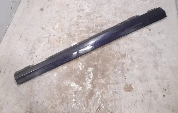 Mercedes-Benz C W204 Sill 2046900440 2046980454