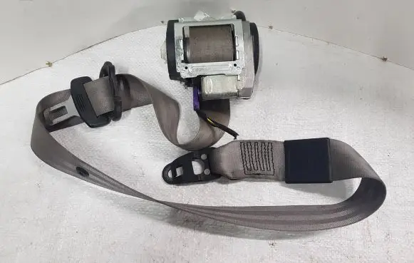 Audi A4 S4 B7 8E 8H Front seatbelt 8E0857705F 601917100C 05112007