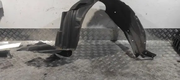 Toyota Prius (XW20) Front arch 5567647020