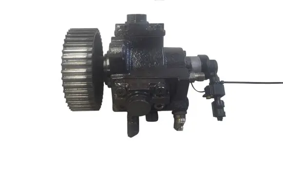 Opel Vectra C Fuel injection high pressure pump 0445010155 0055206680