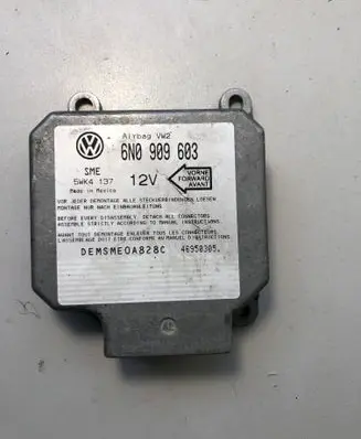 Volkswagen Golf III Airbag control unit/module 6N0909603