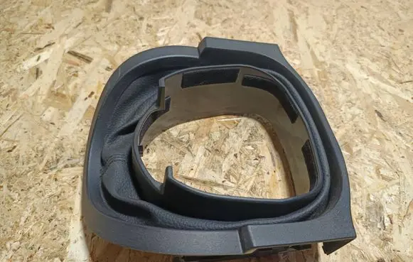 Mercedes-Benz ML W164 Steering wheel column trim 07220002