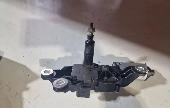 Volkswagen Scirocco Rear window wiper motor 1K8955711