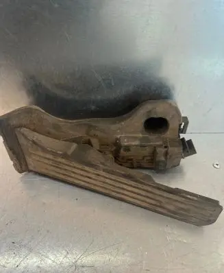 Volkswagen PASSAT B6 Accelerator throttle pedal 1K1723503L