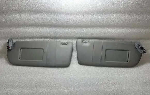 Sun visor