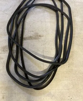 Seat Leon (1P) Front door rubber seal