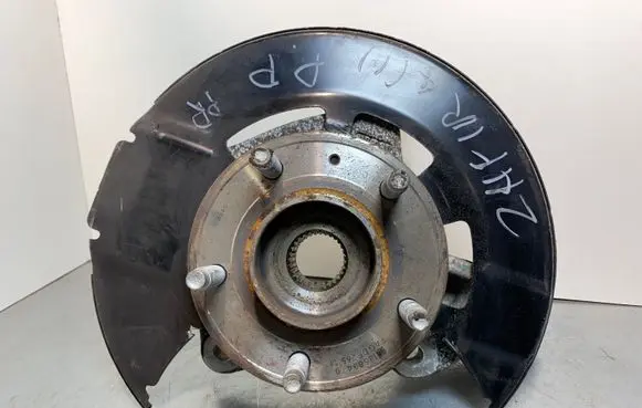 Opel Zafira C Front wheel hub