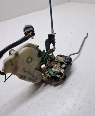 KIA Sorento Front door lock