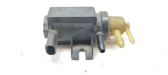 Mercedes-Benz C W204 Turbo solenoid valve A0091533128 15T302 70078208