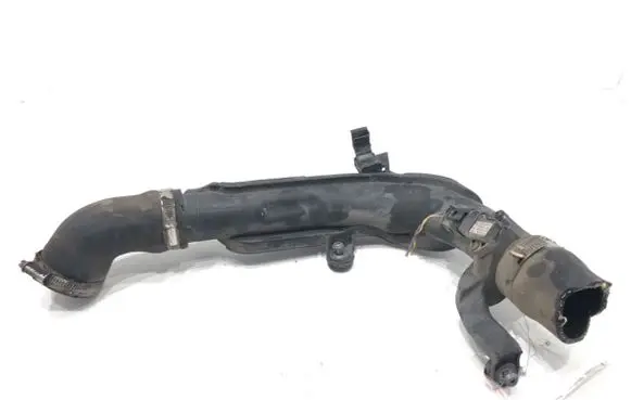 Air intake hose/pipe