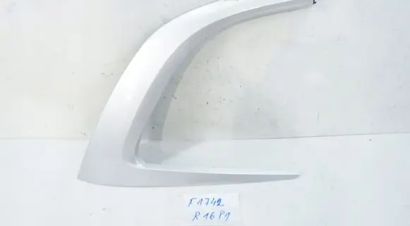 Citroen C4 II Picasso Rear side glass trim 96776507