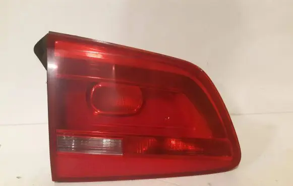 Volkswagen Touran II Tailgate rear/tail lights 176452