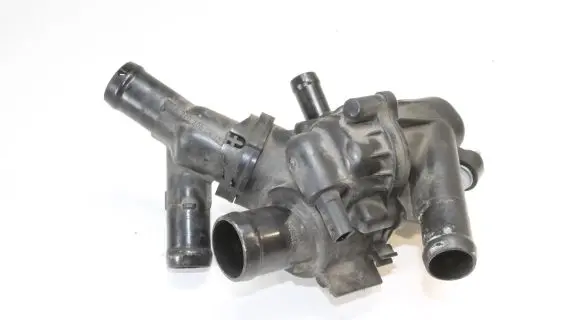 Mercedes-Benz A W176 Thermostat A2702000615