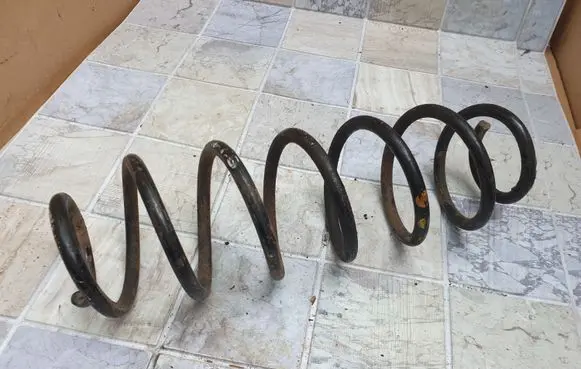 Volkswagen Polo III 6N 6N2 6NF Rear coil spring