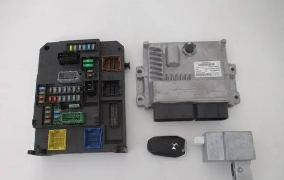 Citroen DS4 Engine ECU kit and lock set 9809447980 9814826280 9806687980