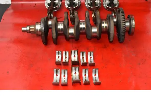 Opel Astra H Crankshaft 55351191