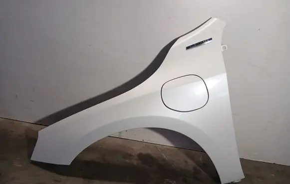 Volvo V60 Fender