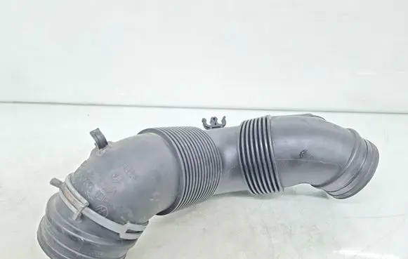 Volkswagen Golf VI Air intake hose/pipe 3C0129654M
