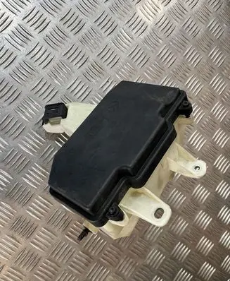 Mercedes-Benz S W222 Fuse box set A2225405729