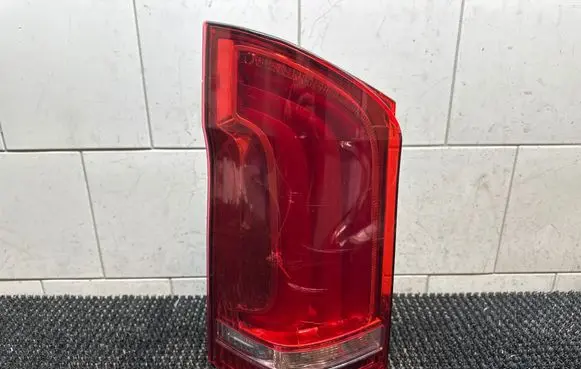 Rear/tail lights