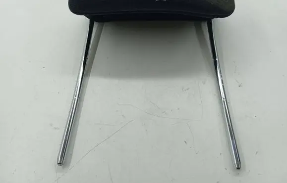 Opel Vectra B Rear seat headrest 