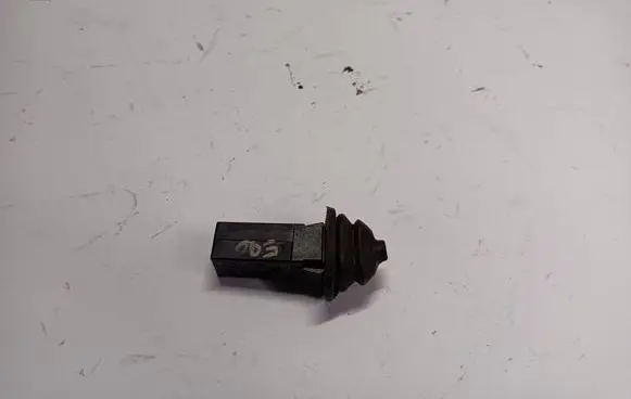 BMW 3 E90 E91 Fuel tank opening switch 82289392