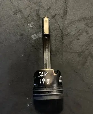 Mercedes-Benz C W204 Piston 65100
