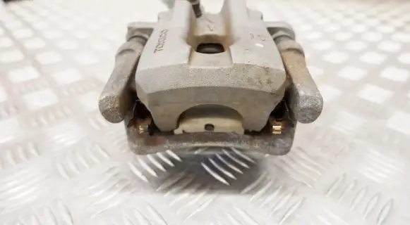 Toyota Prius (XW50) Rear brake caliper 4785047110 4782147110