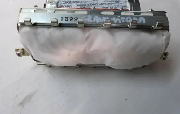 Suzuki Grand Vitara II Passenger airbag 7391065J00D