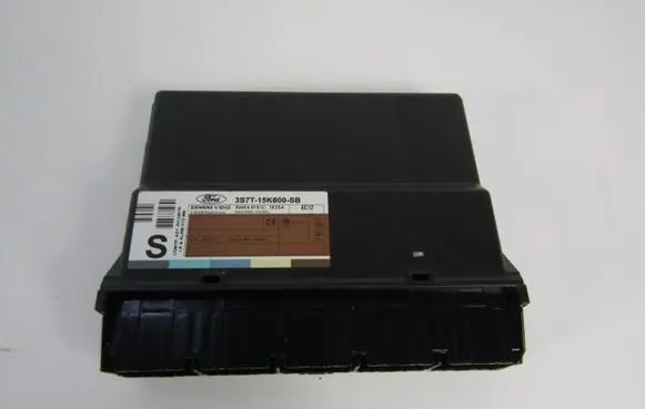 Ford Mondeo Mk III Central body control module 3S7T15K600SB