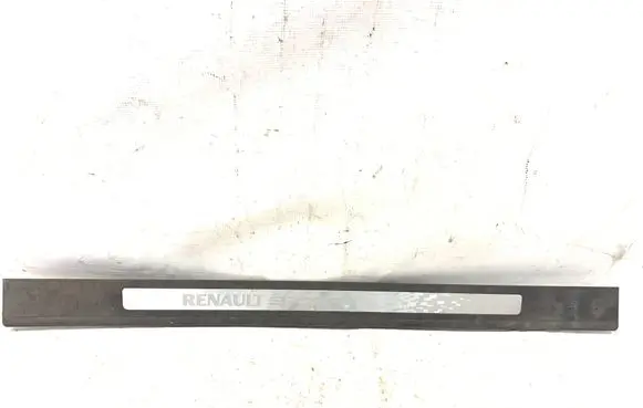 Renault Megane II Other sill/pillar trim element 8200148758B