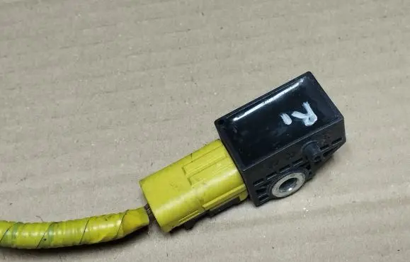 Honda Civic IX Airbag deployment crash/impact sensor 77930TV0E110M4