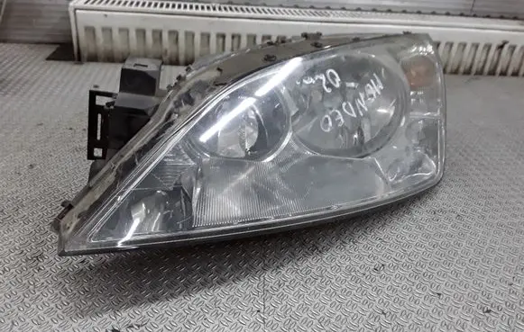 Ford Mondeo Mk III Headlight/headlamp 0301174601
