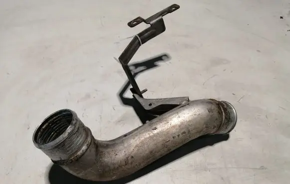 Chevrolet Captiva Intercooler hose/pipe 95909219