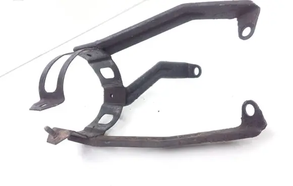 Volkswagen PASSAT B5 Fuel filter bracket/mount holder 8D0201987