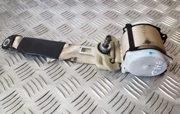 Infiniti EX Rear seatbelt