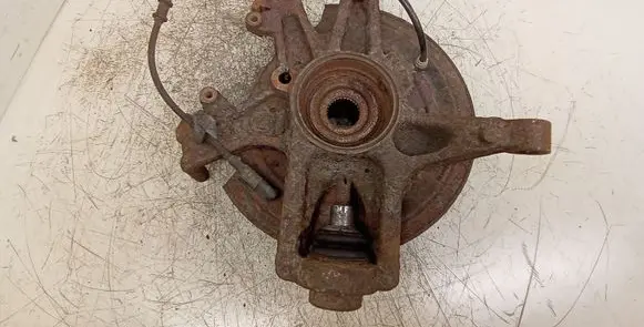 Mercedes-Benz ML W163 Rear wheel hub spindle/knuckle 
