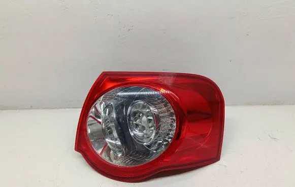 Volkswagen PASSAT B6 Rear/tail lights 11B867