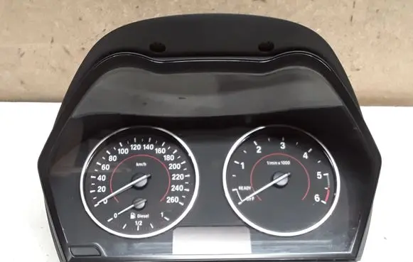 BMW 1 F20 F21 Speedometer (instrument cluster) 9277554 9232891