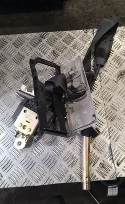 Renault Laguna II Front seatbelt 3506014