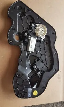 Audi A8 S8 D4 4H Rear door soft close latching motor 4F0837060