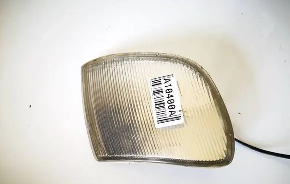 Volkswagen PASSAT B4 Front reflector 185101b 18-5101b
