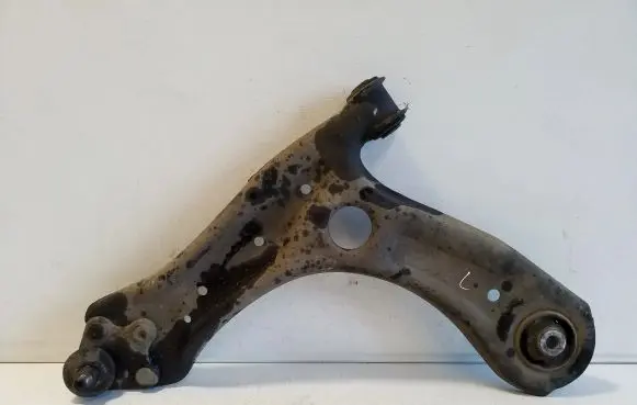 Volkswagen Polo V 6R Front lower control arm/wishbone