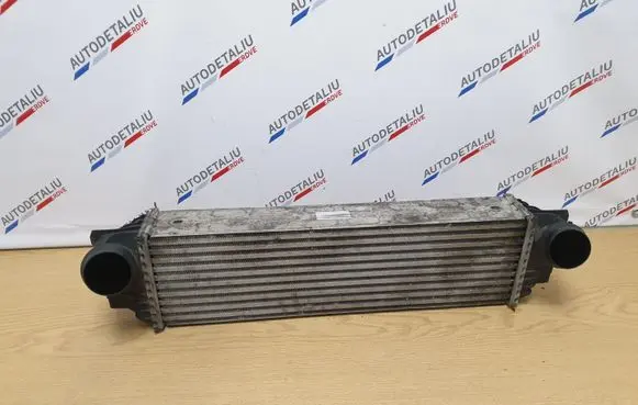 BMW 5 F10 F11 Intercooler radiator 7805629 17517805629