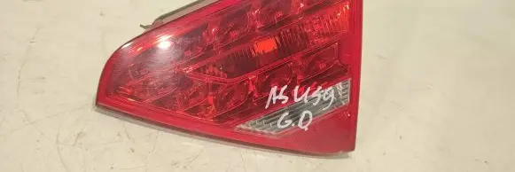 Audi A5 8T 8F Tailgate rear/tail lights 8T0945094A
