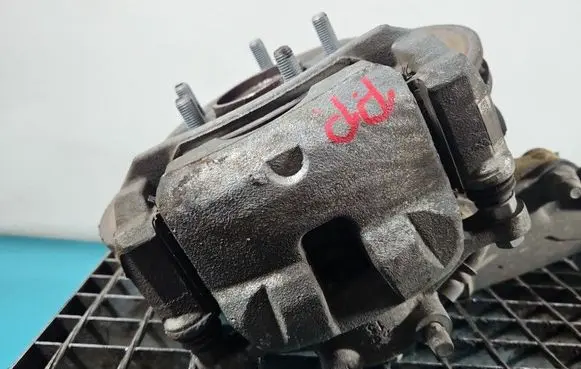 Hyundai Elantra VII Front brake caliper IMPRK1567052