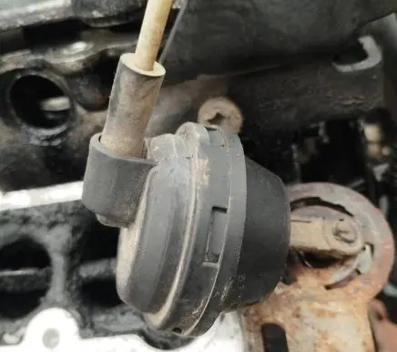 Opel Vectra C Valve vacuum 
