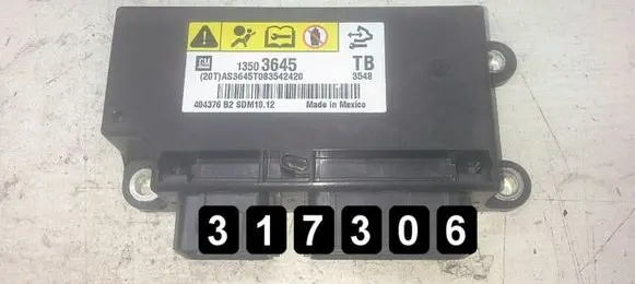 Opel Insignia A Engine control unit/module 13503645