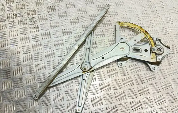 Toyota Corolla Verso E121 Front window lifting mechanism without motor 